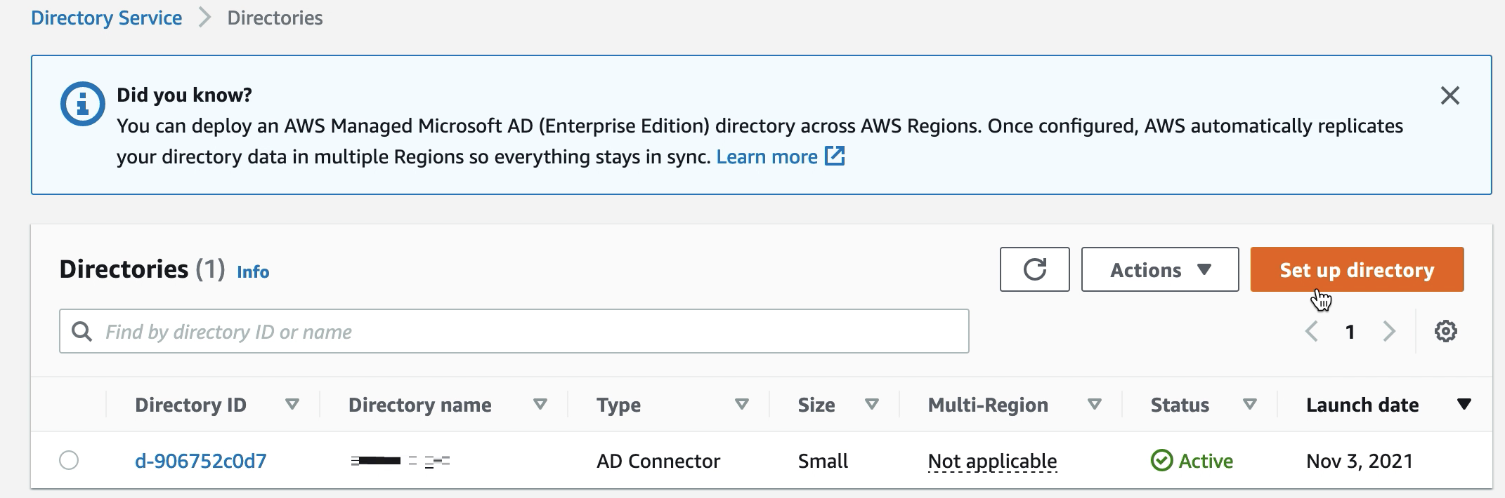Auf dem Bildschirm mit den Verzeichnisdiensten wird je nach Bedarf ein Verzeichnis mit dem Status Aktiv angezeigt.