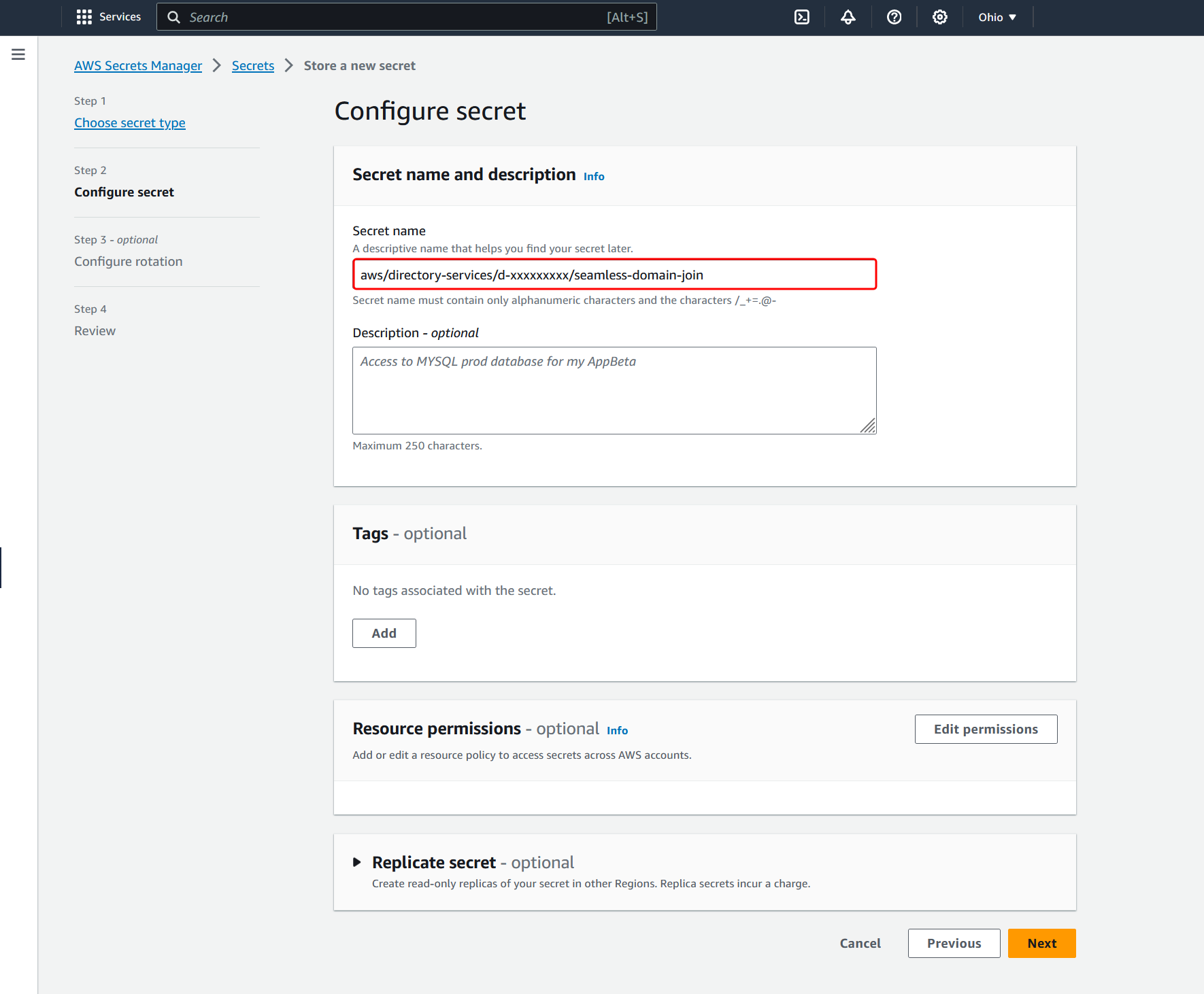 En la consola de AWS Secrets Manager, diríjase a la página de configuración del secreto. Se introduce el nombre del secreto y se resalta.