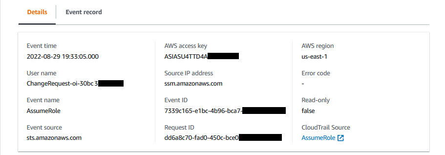 Detalles de una solicitud de cambio de CloudTrail Lake.