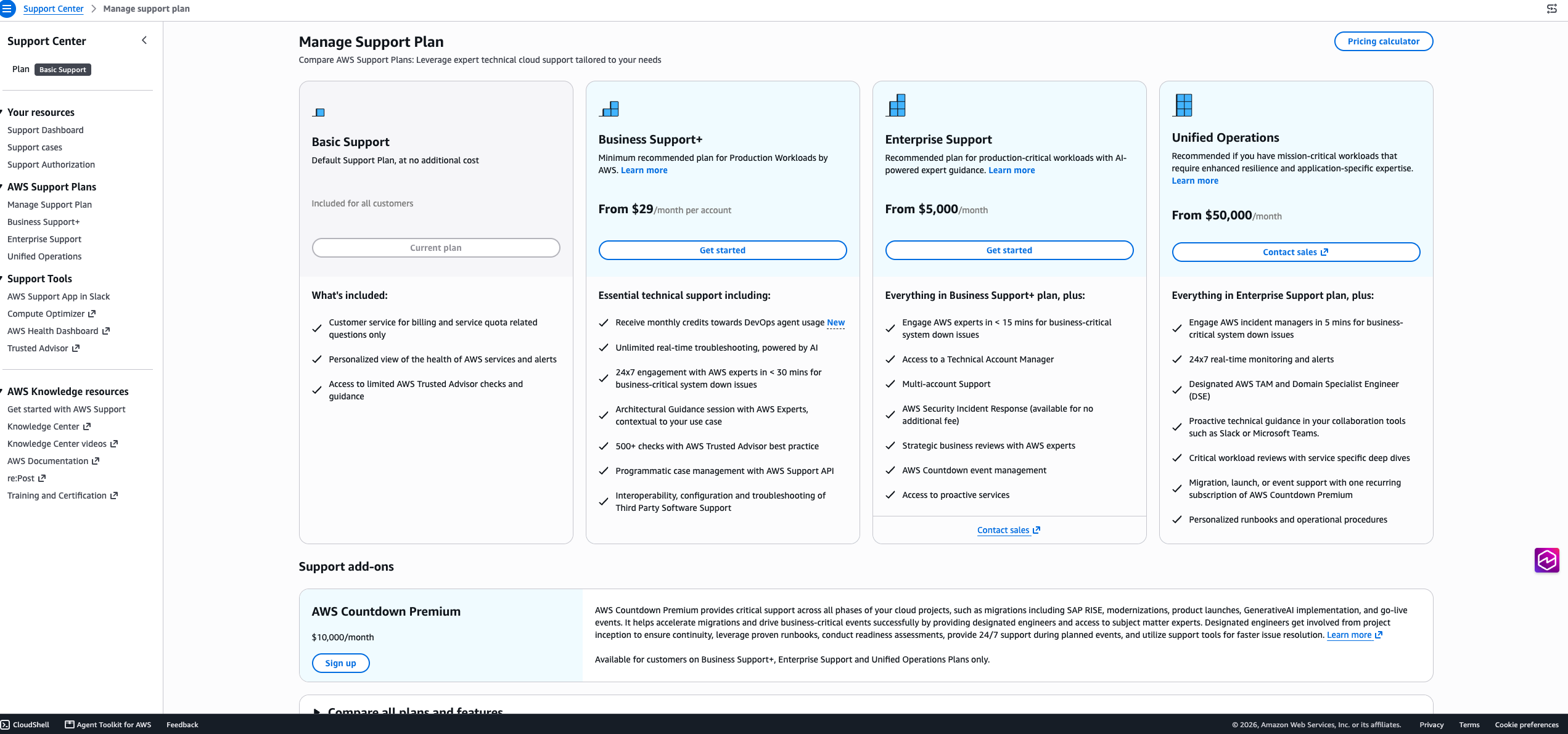 La page Gérer le plan de support affiche les colonnes du plan pour Basic Support, Business Support+, Enterprise Support et Unified Operations avec des boutons Commencer.