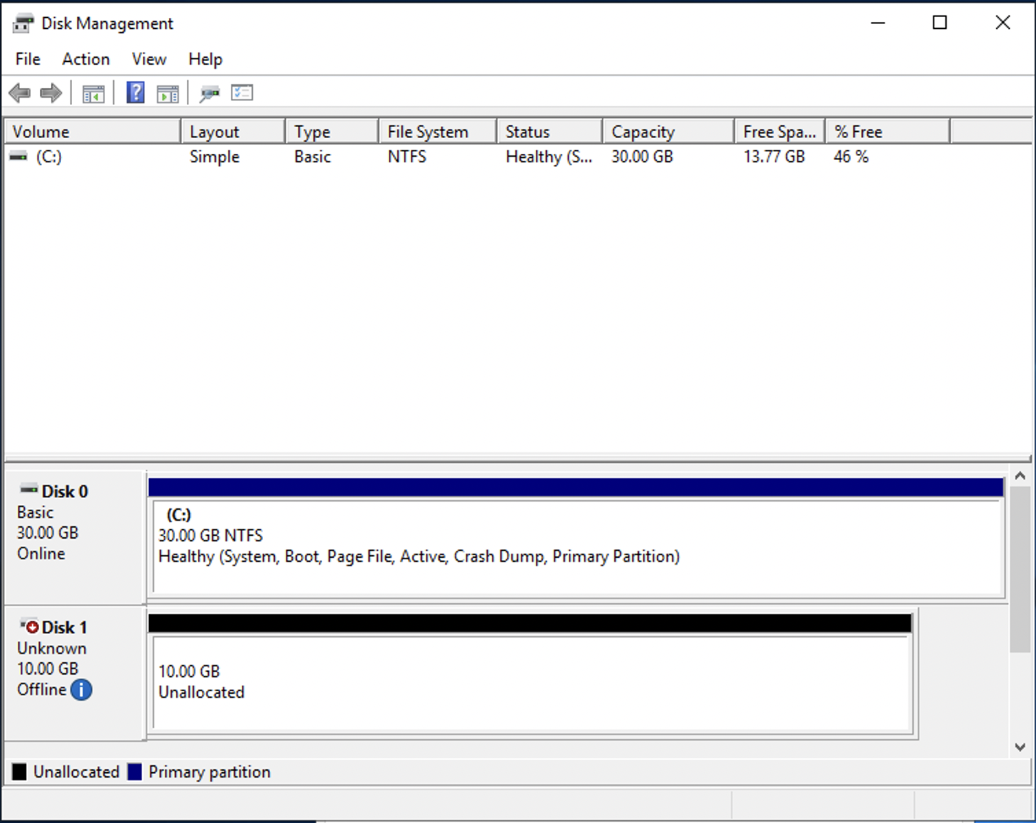 The Windows Disk Management window is displayed.