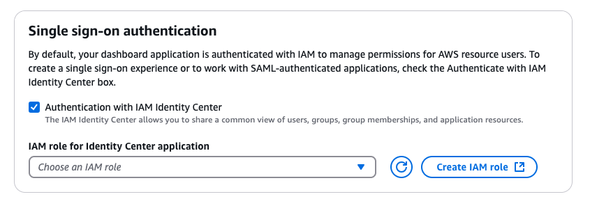 L'area «Autenticazione Single Sign-on» con la casella «Autenticazione con IAM Identity Center» selezionata.